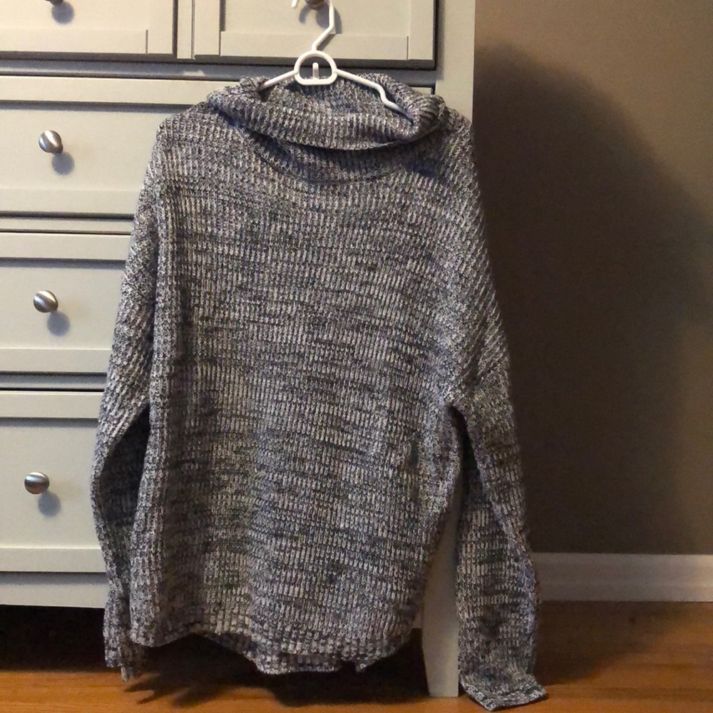 Turtle neck sweater